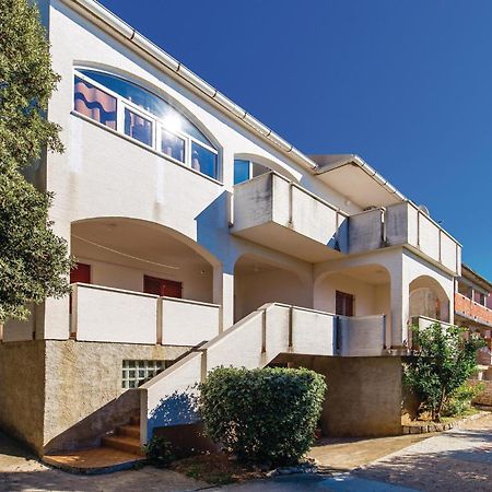 Lovely Apartment In Mandre With Wifi Eksteriør bilde