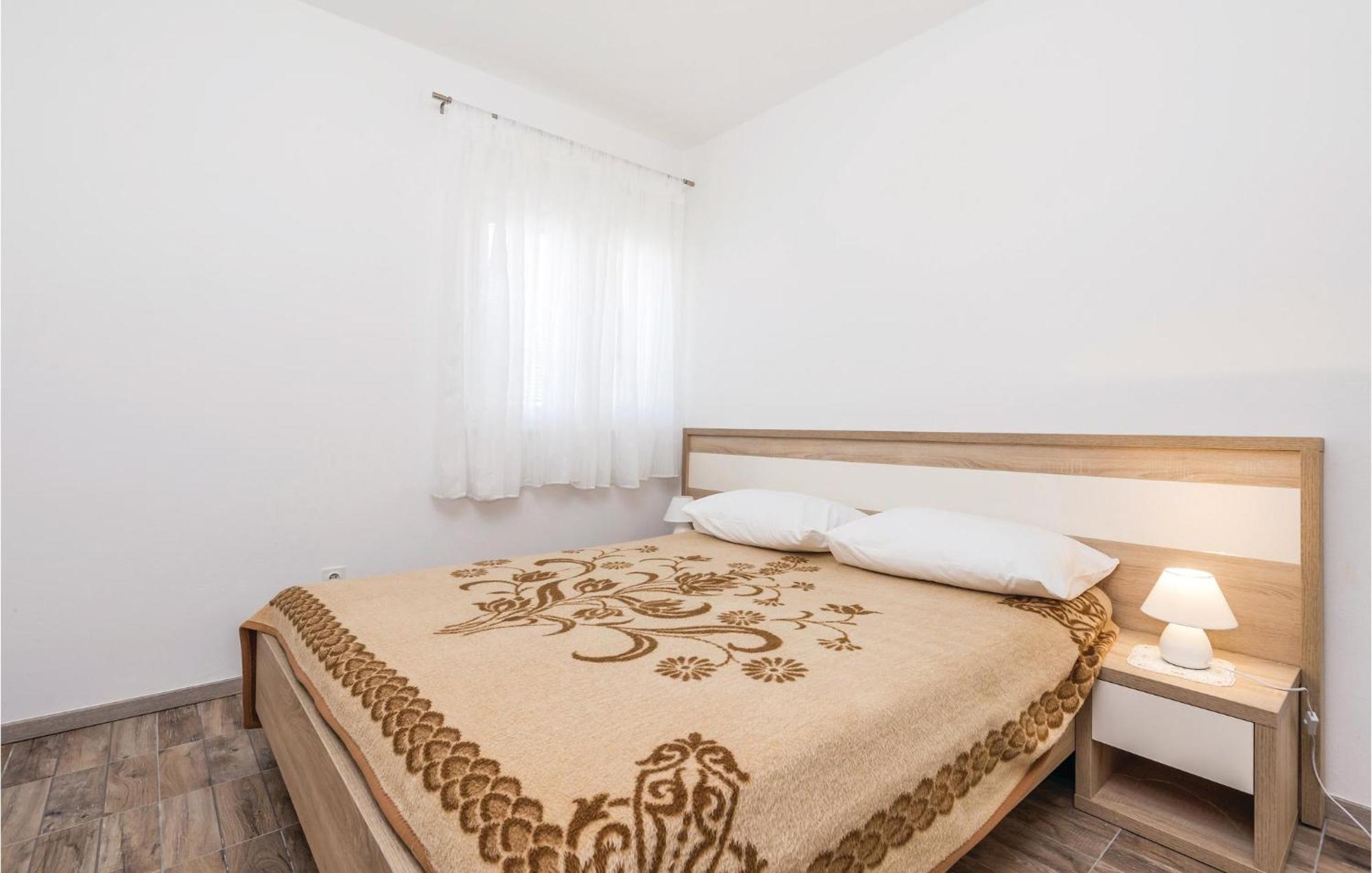 Lovely Apartment In Mandre With Wifi Eksteriør bilde